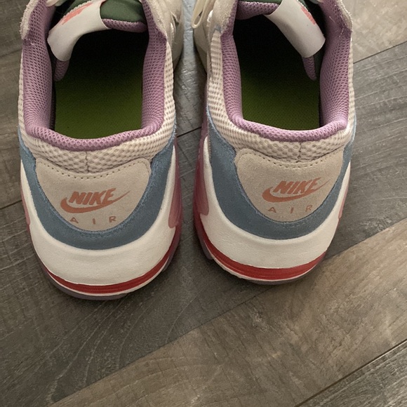 Colorful Nike air sneakers size 11 - Picture 3 of 5